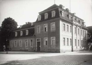 Weimar, Wittumspalais : Weimar. Wittumspalais, Theaterplatz/Ecke Schillerstraße. Eckansicht