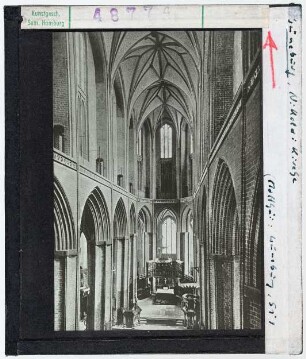 Lüneburg: Nikolaikirche, Blick nach Osten