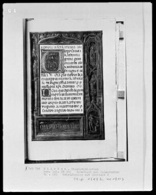 Gebetbuch mit Kalendarium — Initiale V und Vollbordüre, Folio 222recto