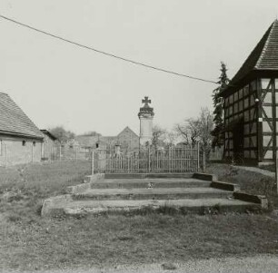 Denkmal für die Gefallenen des 1. Weltkrieges : Denkmal für die Gefallenen des 1. Weltkrieges (nach 1918). Krauschwitz (Krušwica)-Pechern