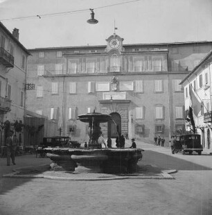 Palazzo Pontificio