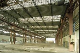 Dresden-Klotzsche, Flughafenstraße. Flughafen Dresden. Hangar 219. Innenansicht nach Norden