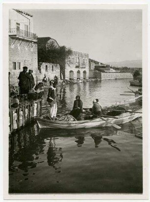 Tiberias. Boot mit Fischern