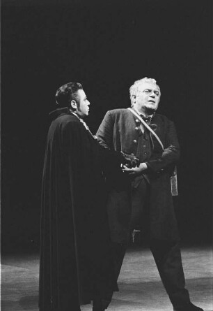 Szenenbilder aus "Fidelio", Oper in zwei Akten von Ludwig van Beethoven. Deutsche Oper Berlin, November 1962