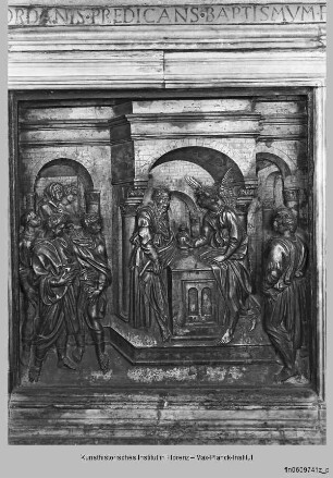 Taufbrunnen : Zacharias im Tempel