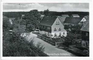 Grillenburg. Blick auf Grillenburg