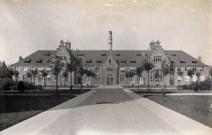 Städtisches Klinikum. Küchenbau - Gebäude