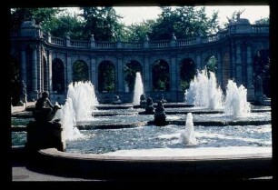 Märchenbrunnen 2.9.75.