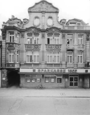 Frankfurt, Königsteiner Straße 8