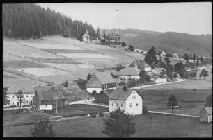 Rehefeld. Blick auf Rehefeld und JagdSchloss