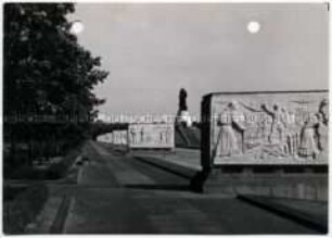 Berlin, Treptow, Sowjetisches Ehrenmal