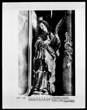Figur der Heiligen Agnes vom Katharinenaltar der Brauer