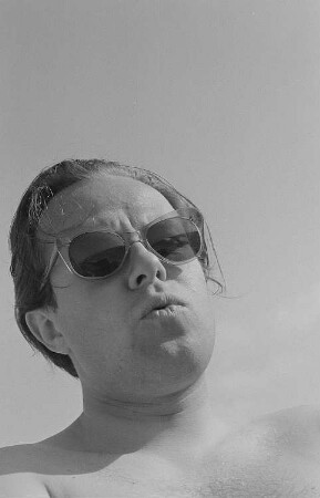 Roger Rössing mit Sonnenbrille
