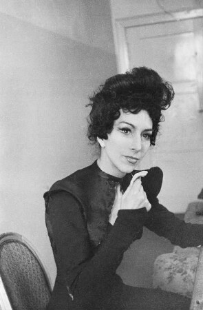 Porträtaufnahmen der Balletttänzerin Tatjana Gsovsky