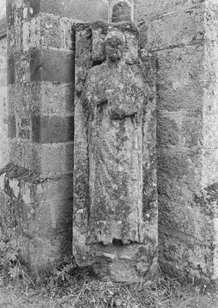 Grabstein eines Geistlichen