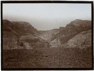 Tal/Ausgang nördl. v. w. [wadi] umbarrak [?]