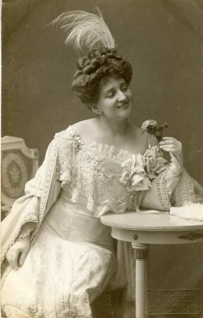 Ries, Antoinette (1875-?)