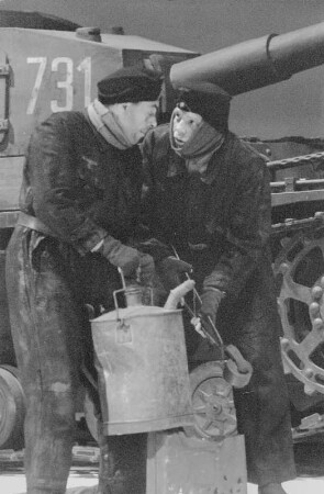 Szenenbilder aus "Winterschlacht" von Johannes R. Becher. Berliner Ensemble, 06.10.1959