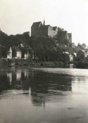 Colditz. Blick über die Mulde zum Schloss