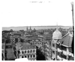 Bombay (Indien). Blick vom Taj-Mahal-Hotel über die Stadt