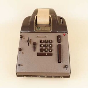 Elektrische Rechenmaschine Victor 74-85-54