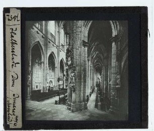 Halberstadt, Dom : Innenansicht, Blick aus N-QH in N-Seitenschiff u. M-Schiff