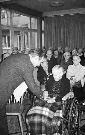 102. Geburtstag der ältesten Einwohnerin von Karlsruhe Hulda Geppert.