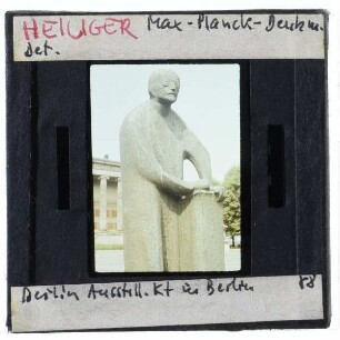 Berlin, Heiliger, Max-Planck-Denkmal