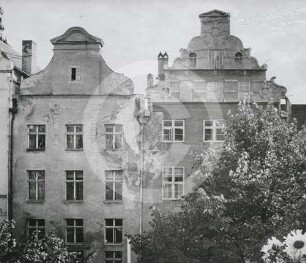 Fassaden der Bürgerhäuser Spieringstrasse 4 und 5 in Elbing