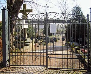 Friedhof; Walluf, Hauptstraße 105