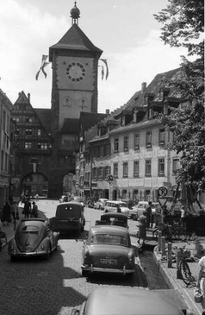 Freiburg i. Br.: Schwabentor und "Zum roten Bären" aus der Herrenstraße
