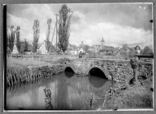 Heldburg, vorm Städtchen