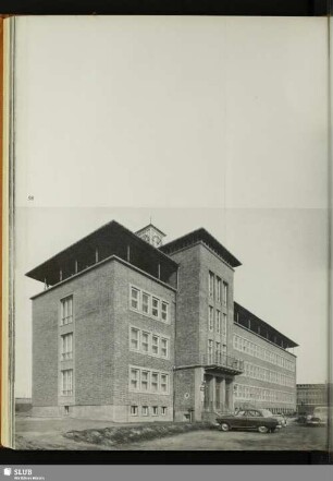 Verwaltungsgebäude des Fischereikombinates Rostock