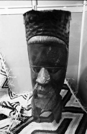 Basel: Zaire Stand, afrikanische Masken