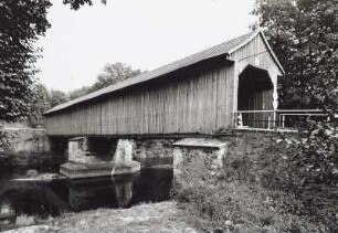 Hohenfichte, Gedeckte Holzbrücke