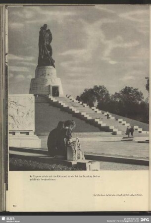 Ehrendenkmal für die bei der Befreiung gefallenen Sowjetsoldaten