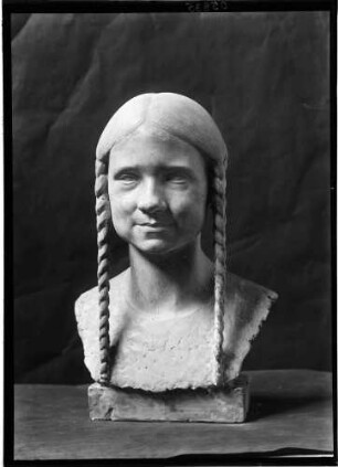 Hermann Binz Kopf eines Mädchen aus Bronze