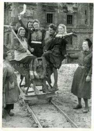 Trümmerfrauen