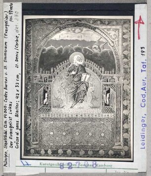 München, Bayerische Staatsbibliothek: CLM 14000 (Codex Aureus aus St. Emmeran), fol. 97r, Evangelist Lukas
