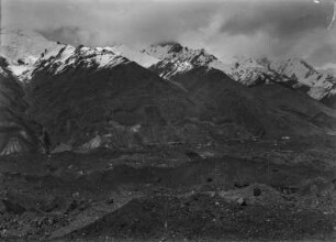 Moräne : Vermutlich eine Moräne nahe eines Gletschers im Tian Shan Hochgebirge