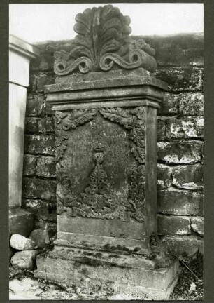 Friedhof. Grabstein