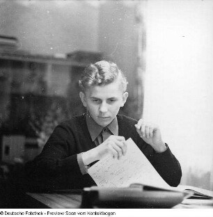 Porträt; Artur Hofmann mit sowjetischem Konstrukteur; Jürgen Gärtner I. Preis Mathe