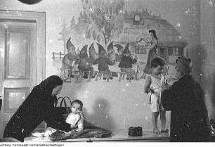 Dresden, Neustadt. Mütterberatung - Tannenstraße, Februar 1950