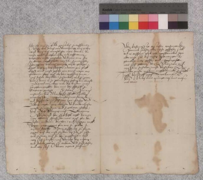 Hartmann, Abt, und Johann, Koadjutor des Stifts Fulda (Fuld), an Adolf von Biedenfeld (Bidenfelt), Propst ihres Klosters Allendorf (-dorff) unter dem Frankenstein (Frangken-) bei Salzungen (Saltz-): sie hatten ihn zuvor etliche Male ernsthaft aufgefordert, persönlich in Fulda vor ihnen zu erscheinen; aus ihnen unbekannten Gründen ist Adolf dem nicht nachgekommen. Nach der Regel und den Statuten des Stifts hätten sie ihn mit Fug und Recht als ungehorsam ansehen und entsprechend gegen ihn vorgehen können. Da sie aber eher mit Sanftmut als mit Schärfe regieren, senden sie ihm erneut dieses Mandat zu und fordern ihn in aller Form auf, am Montag nach Gereonis, den 12. Oktober, als erstem, zweiten und drittem, peremptorischen Termin in der Frühe zu Fulda im Beinhaus (Bin-) des Stifts zu erscheinen. In jedem Fall wird dann geschehen, was sich gebührt. Siegel der Aussteller.