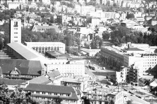 Stuttgart: Blick vom Kriegsbergturm auf Bahnhof