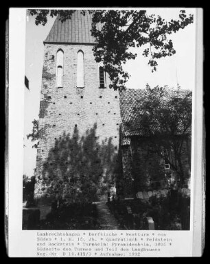 Dorfkirche — Westturm