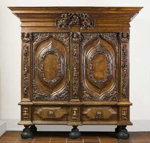 Dielenschrank "Hamburger Schapp"