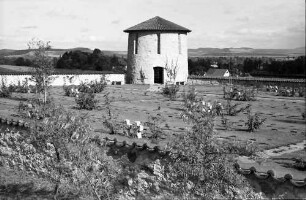 Donaueschingen: Heldenfriedhof in Allmendshofen bei Donaueschingen, näher