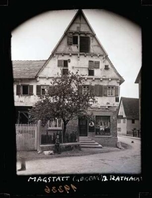 Fachwerkhaus gegenüber dem Rathaus, Foto: Schuster