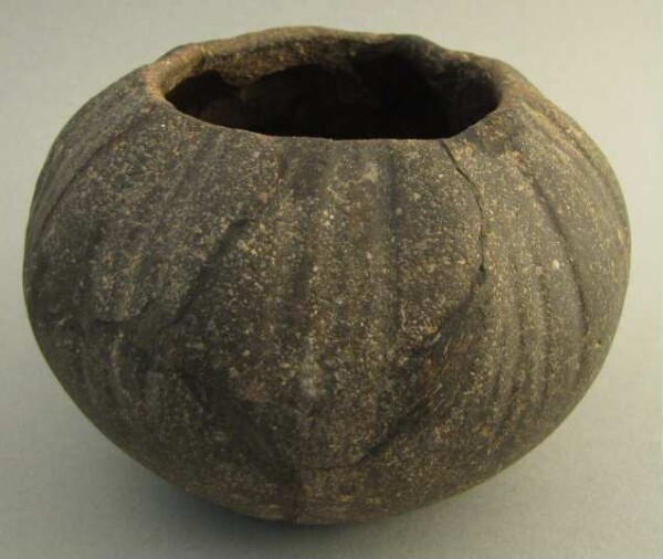 Clay vessel